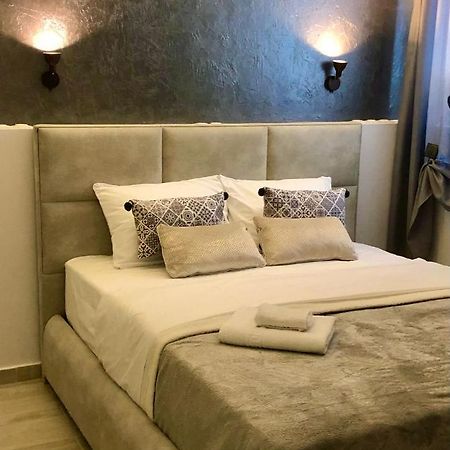 Helen Luxury Happy House Apartment Athena Bagian luar foto