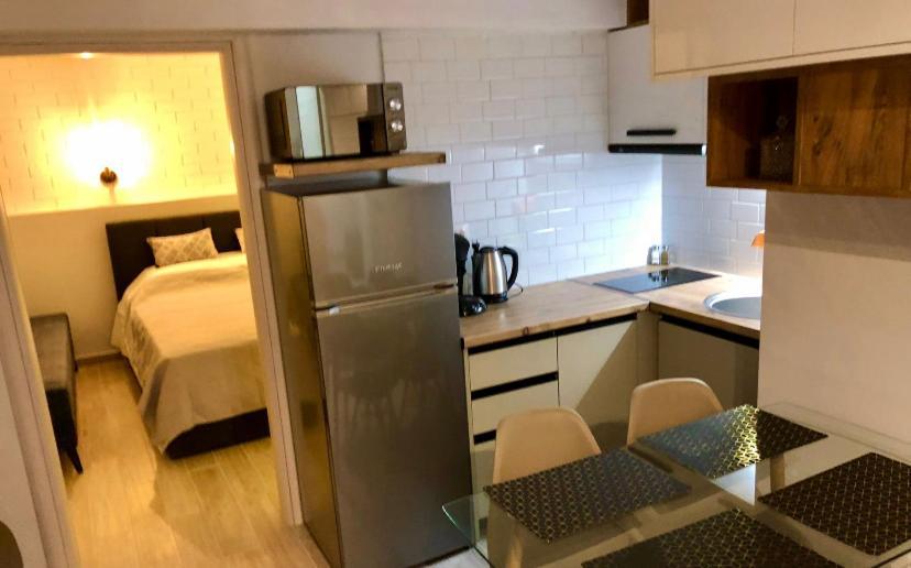 Helen Luxury Happy House Apartment Athena Bagian luar foto